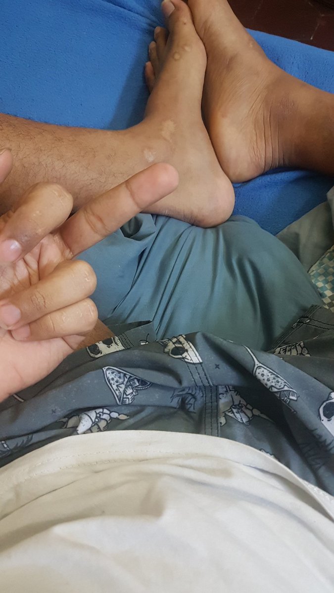 Cadê os otarios pra pagar meu almoço AGORA.
#bdsm #bdsmgay #bdsmbrasil #bdsmboys #dominations #dominador #dominator #dominacion #submisso #submissive #submissão #moneyslave