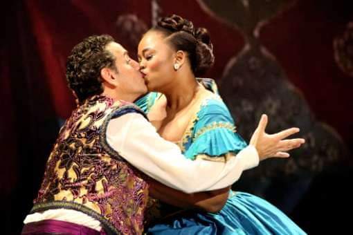 OperaAtelier's tweet photo. Weโre sharing some more photos from #ROF2018, where Opera Atelier's creative team made their debut at the @Rof_Pesaro in a brand new production of Ricciardo e Zoraide! Pictured here: soprano @PrettyYende and tenor @jdiego_florez. Photos by Amati Bacciardi https://t.co/fnPd3pPlN1