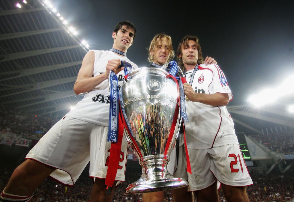 Après avoir écarté Man United en demis, le Milan retrouvé à nouveau Liverpool en finale.Remake de 2005 ? Dans l’affiche oui, dans le résultat non, Inzaghi voit double et permet au Milan d’être sacré, 2ème titre européen pour Pirlo !