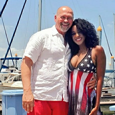 DrJacquieBaly's tweet photo. Happy Birthday America
#4thOfJulyOutfit
#4thOfJulyHappenings
#4thOfJulyHair
#Happy4thofJuly
#HappyIndependenceDay2020
#Crucian
#VirginIslander
#LegalImmigrant https://t.co/mXnlhe9ivo