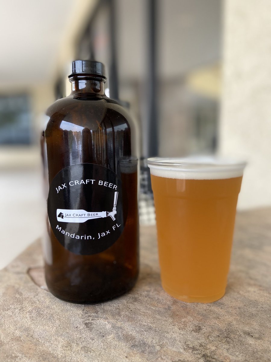 JaxCraftBeer's tweet photo. Happy Sunday Mandarin! π Wrap up your holiday weekend with us and say hi to Marianne! Sheβs slinging beers for you from 12-6 today. π» β£
#jaxcraftbeer #32taps #supportlocal #supportlocaljax https://t.co/fnqfdAQKfk