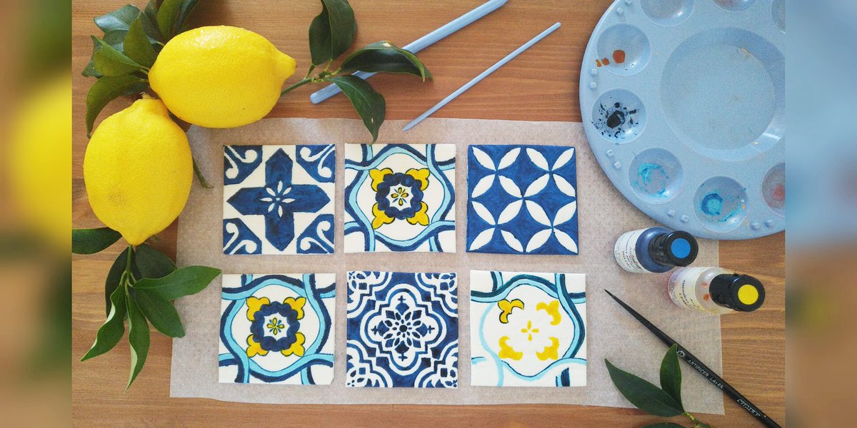 ArtDomna's tweet photo. Painting mediterranean style sugarpaste tiles for a very summery cake #sugar #art #fondant #cakedecorating #weekendmood #watercolor https://t.co/6mzoLDSB4U