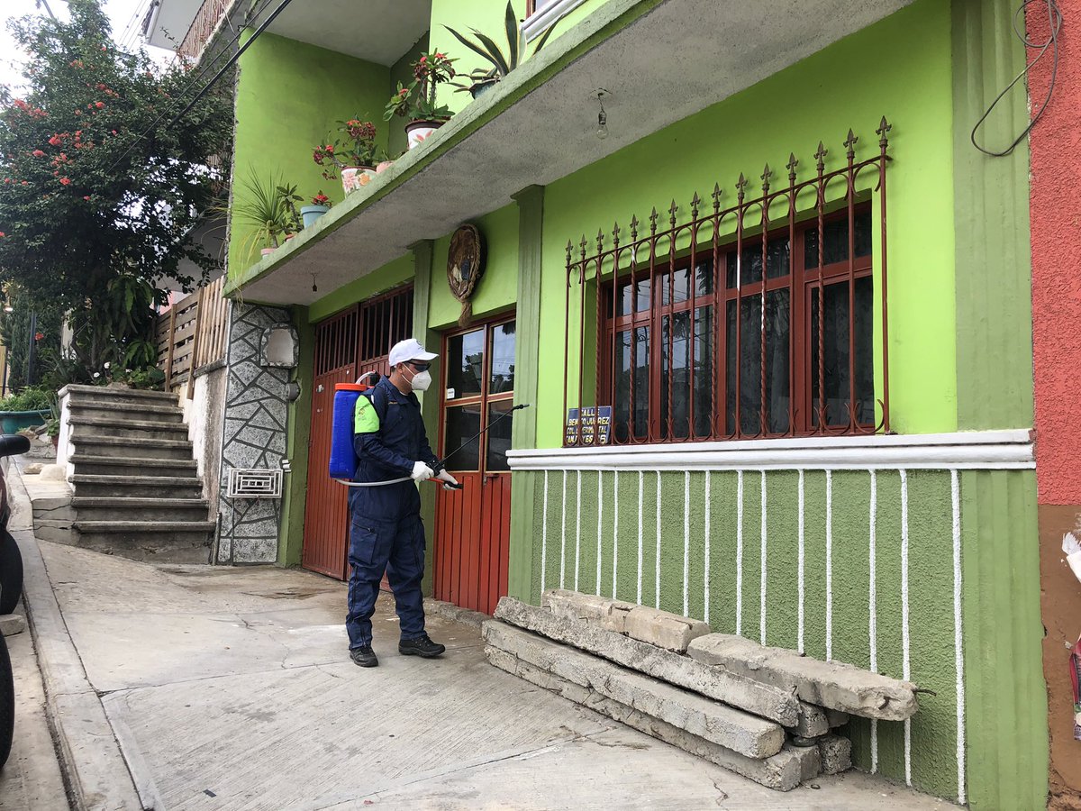 AlfonsoAngelVa2's tweet photo. A través de Protección civil municipal, la regiduria de salud y ecología, continuamos con la sanitización de la agencia de la experimental, que permitirá mitigar la propagación del #Covid_19. https://t.co/g7EFLmYTkd