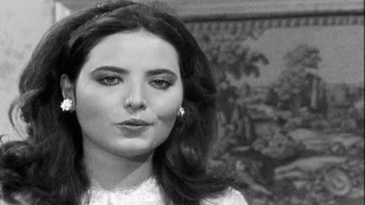 مـولي 🌿 Twitter पर: "@missdior456 هناء ثروت نسخه من صديقتي 😍" / Twitter