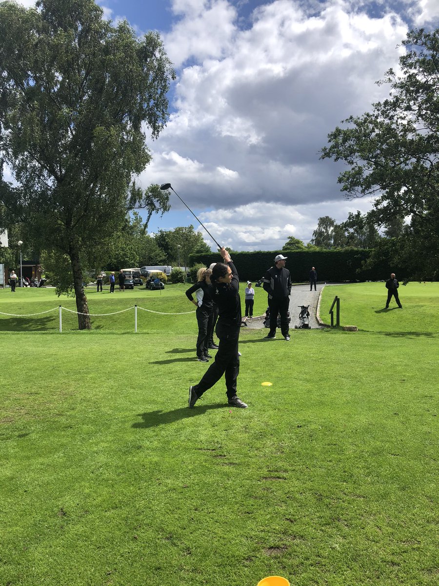 jwatsongolfpro's tweet photo. Big thank you to @WhitefieldGolfC for hosting @EnglandGolf U18’s NW girls course in great condition and good to be back coaching the squad https://t.co/EWbaJQPoma