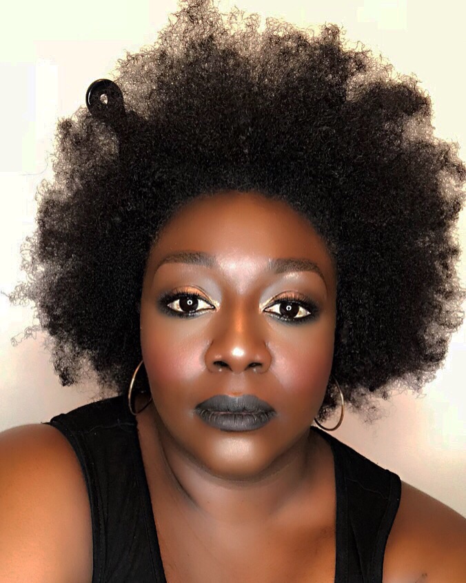 TracypMakeup's tweet photo. Thank You!π RT @savedbyanangel1: @TracypMakeup Lovely!
#BlackBeauty #BlackGirlMagic #MelaninPoppin #LoveThyFro #EffYourBeautyStandards https://t.co/imanlUcGax