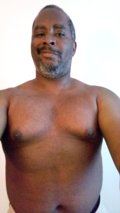 Happy Sunday y'all! Birthday is next week! Who wants to start it off right?   @SavannahSultry  @allyhope214<a href="/tag/datehartford"class="tags"><span>#datehartford</span></a>