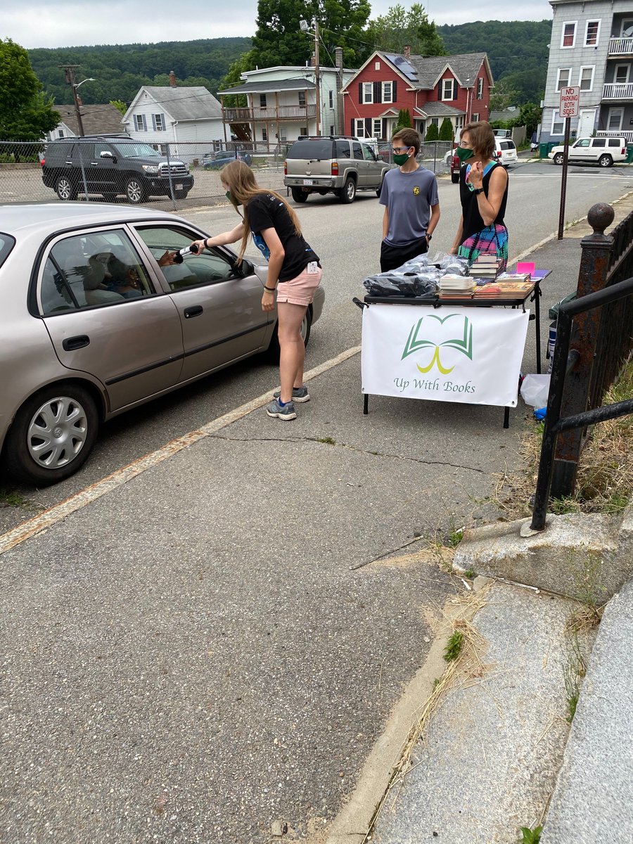 UpWithBooksOrg's tweet photo. Big thank you to @bombas for their generous donation of 2500 pairs of sock. We were able to hand out socks as well as books and our #EverySummerHasAStory book bags this week!
#beebetter #bombas #UpWithBooks #helpingothers #nonprofit #thankyou #thankful #MAkingadifference https://t.co/4Og0oJGp2A