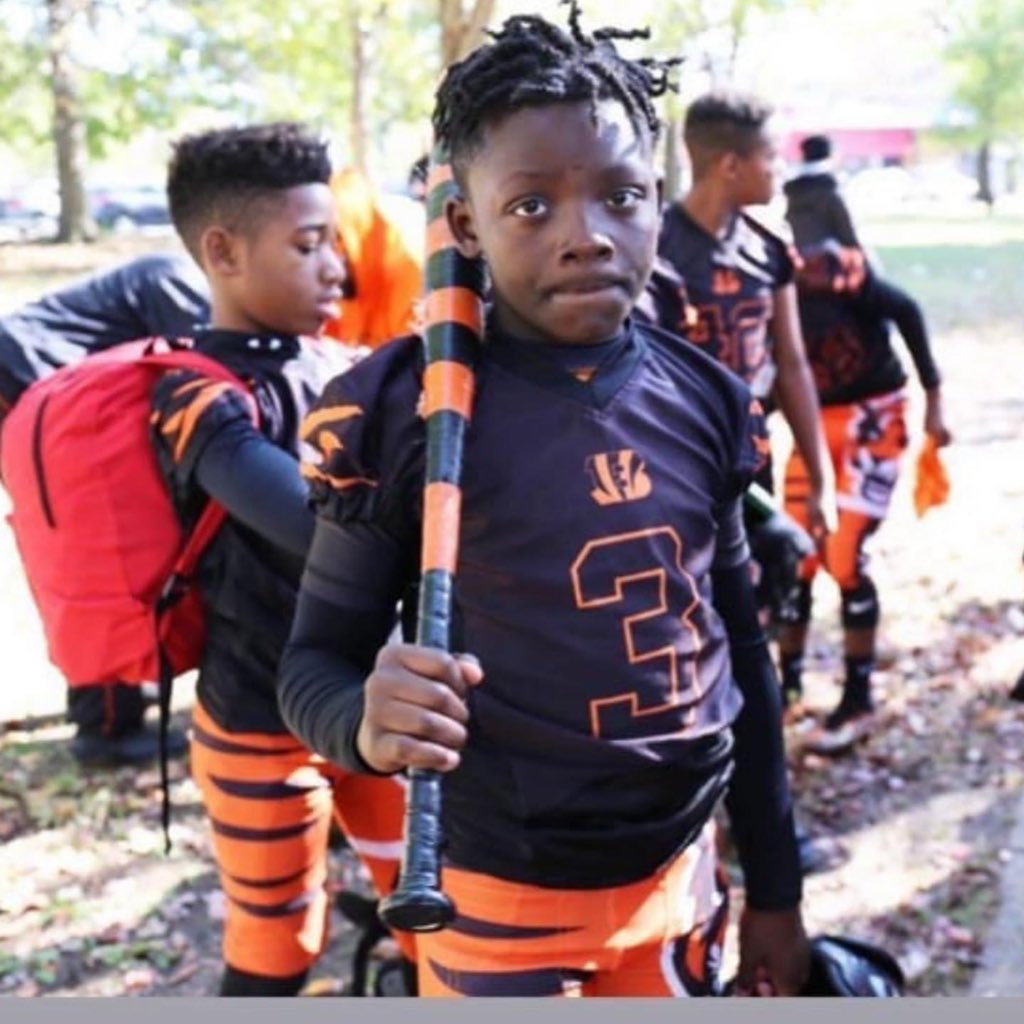 NikkiBJaxx417's tweet photo. I’m so sick. 💔😢🙏Praying for Davon’s Family &amp; community. #3 #RIPDayDay #StopTheKilling #SenselessMurder #Only11YearsOld https://t.co/E1JK3D1LlT