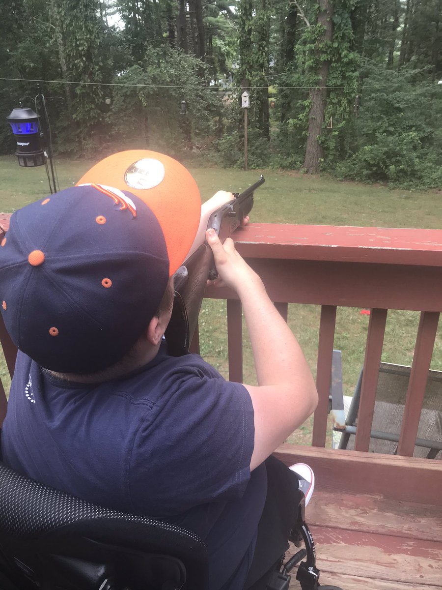 TedSellers11's tweet photo. President Sellers is a proud supporter of the right to chair arms. Dead legs is a dead eye. #Ted4Prez #Sellers2020 https://t.co/L6YHLFxq5f