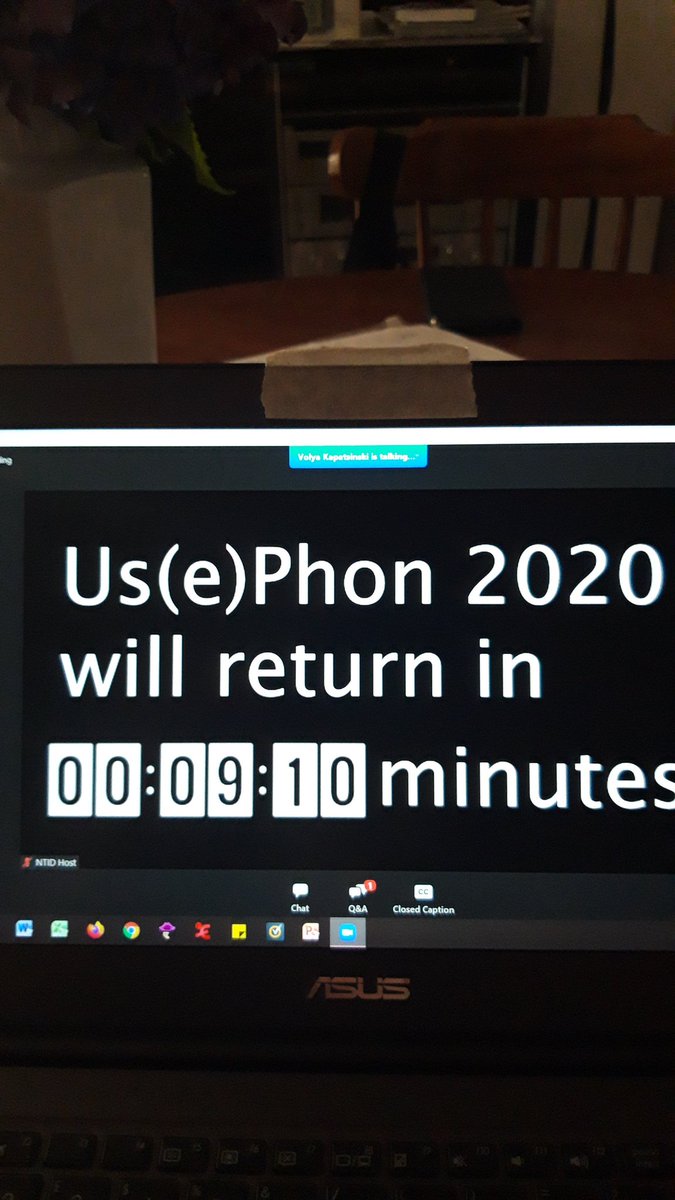 chmeluz's tweet photo. Catch something to eat before It starts again!
#labphon20 #UsePhon https://t.co/JUfBHoqb8R