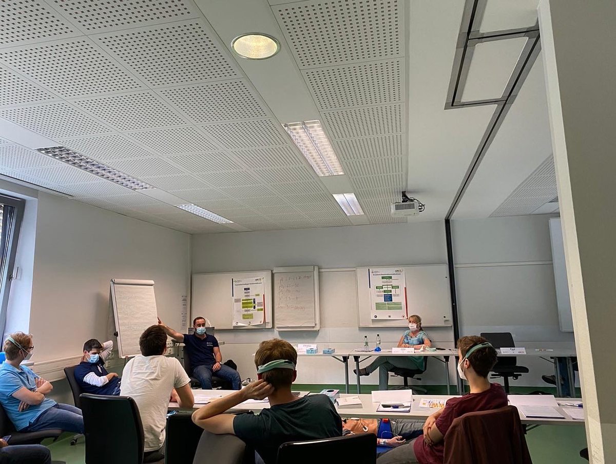 1. #alsprovidercourse des#erc am #universitaetsklinikummannheim erfolgreich zu Ende gegangen. Glückwunsch! #umm #megamed_notfallmanagement #erc #europeanresuscitationcouncil #germanresuscitationcouncil #cardiacarrestcenter #trainingrettetleben <a href="/gliwitzky/">Bernhard Gliwitzky</a> <a href="/Davut063/">Davut-Deniz U</a> @casusebastian