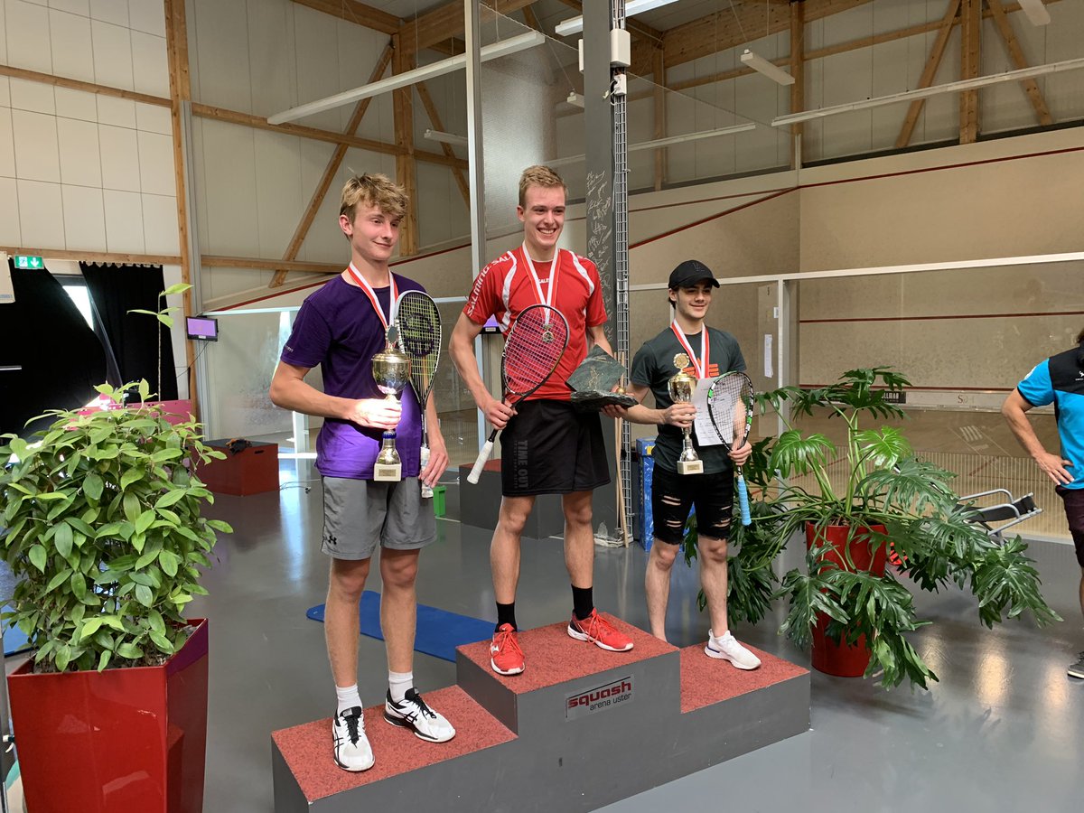 My first under 19s Swiss championships, pleased to come 2nd. Lost to Miguel Mathis, an experienced campaigner and European number 1 in all age groups over the years. 2-3 8-11 in 59 minutes. <a href="/RobinsonHouse98/">Robinson</a> <a href="/swiss_squash/">Swiss Squash</a> <a href="/wycliffesquash/">wycliffesquash</a> <a href="/SportWycliffe/">Wycliffe Sport</a> <a href="/UnsquashableUK/">Unsquashable</a>