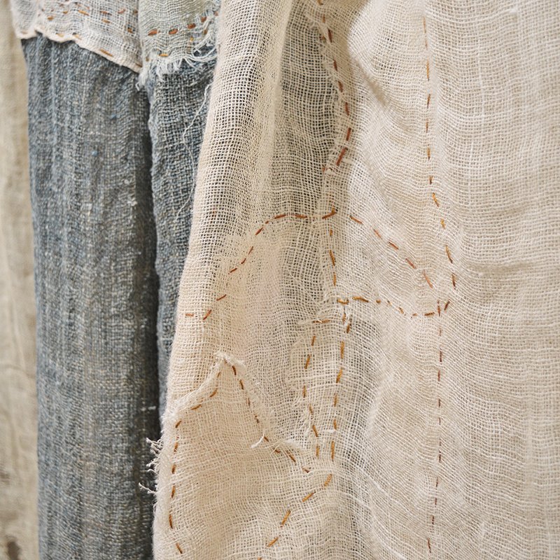 stitchandtickle's tweet photo. Oh the beauty of long weekends. I hope you got to do something creative and relaxing to resource yourself.  
.
.
.
.
#stitchandtickle #handmade #leatherbags #giftshop #shopboston #shopbostonlocal
@sowaboston #sowaboston #mending #stitching #slowstitch #visiblemending #japanesebor https://t.co/0Ur1ioEReh