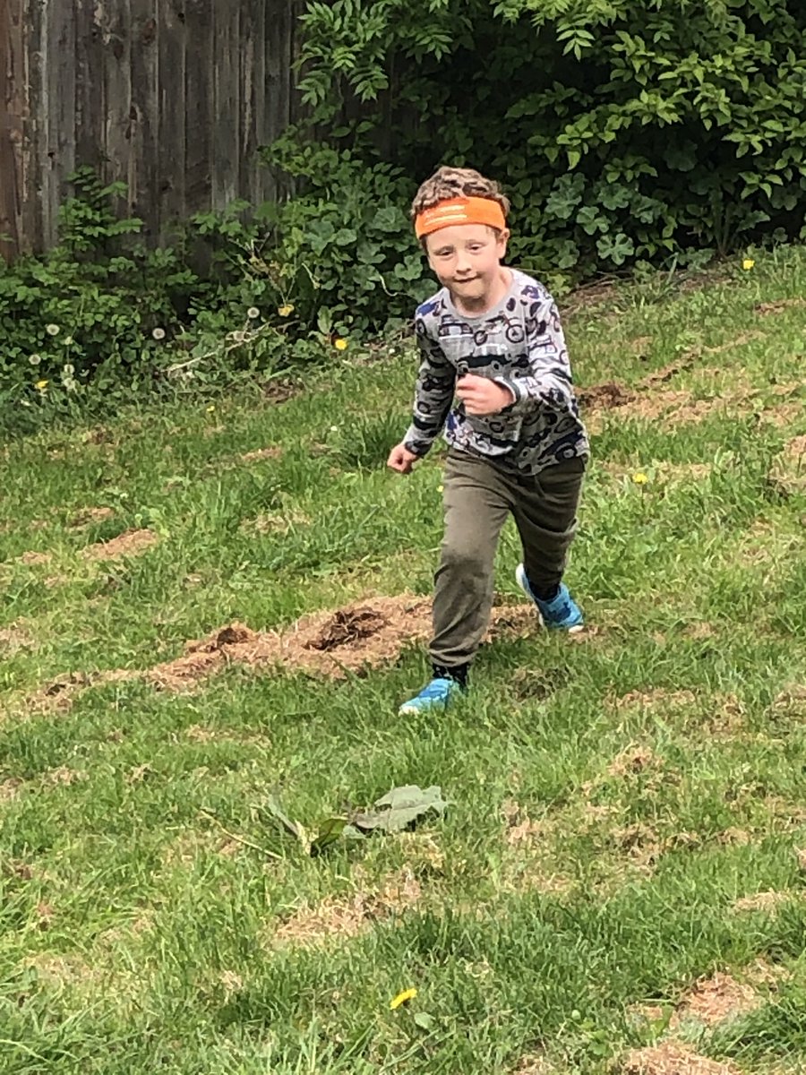 EmStebbing's tweet photo. @NVPSPuffins frankie had the target of running ten miles in a month. He did it and got a medal! https://t.co/zLmSU4hSdV