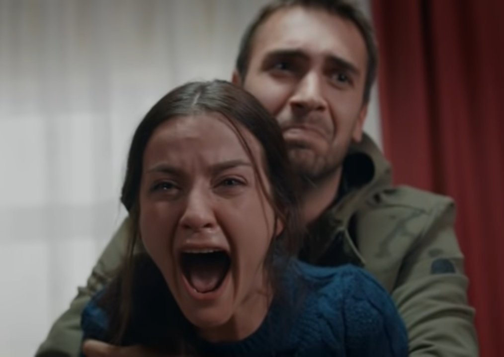 thedidiptis's tweet photo. Pak şaşırtmadı, yaşayarak oynayan iki kadın oyuncu varken ödülü Ebru'ya vermeniz. Yine harcanan oyuncular...
#PanteneAltınKelebek https://t.co/YpsByBYq7k