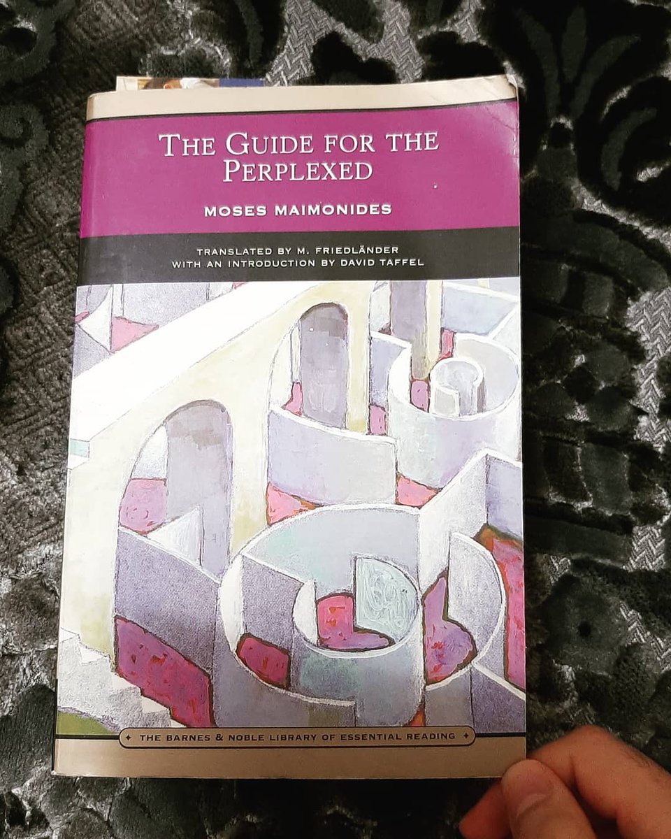 yoelbenhabib's tweet photo. These days I've been studying the work of one of the most important philosophers of all times, Abu Imran Musa ibn Maimun (Maimonides 1138-1204). 700 pages book
#yoelbenhabib #maimonides #philosophy #guidefortheperplexed #religion #islam #Judaism #christianity #think #book https://t.co/mH9n44gH9f