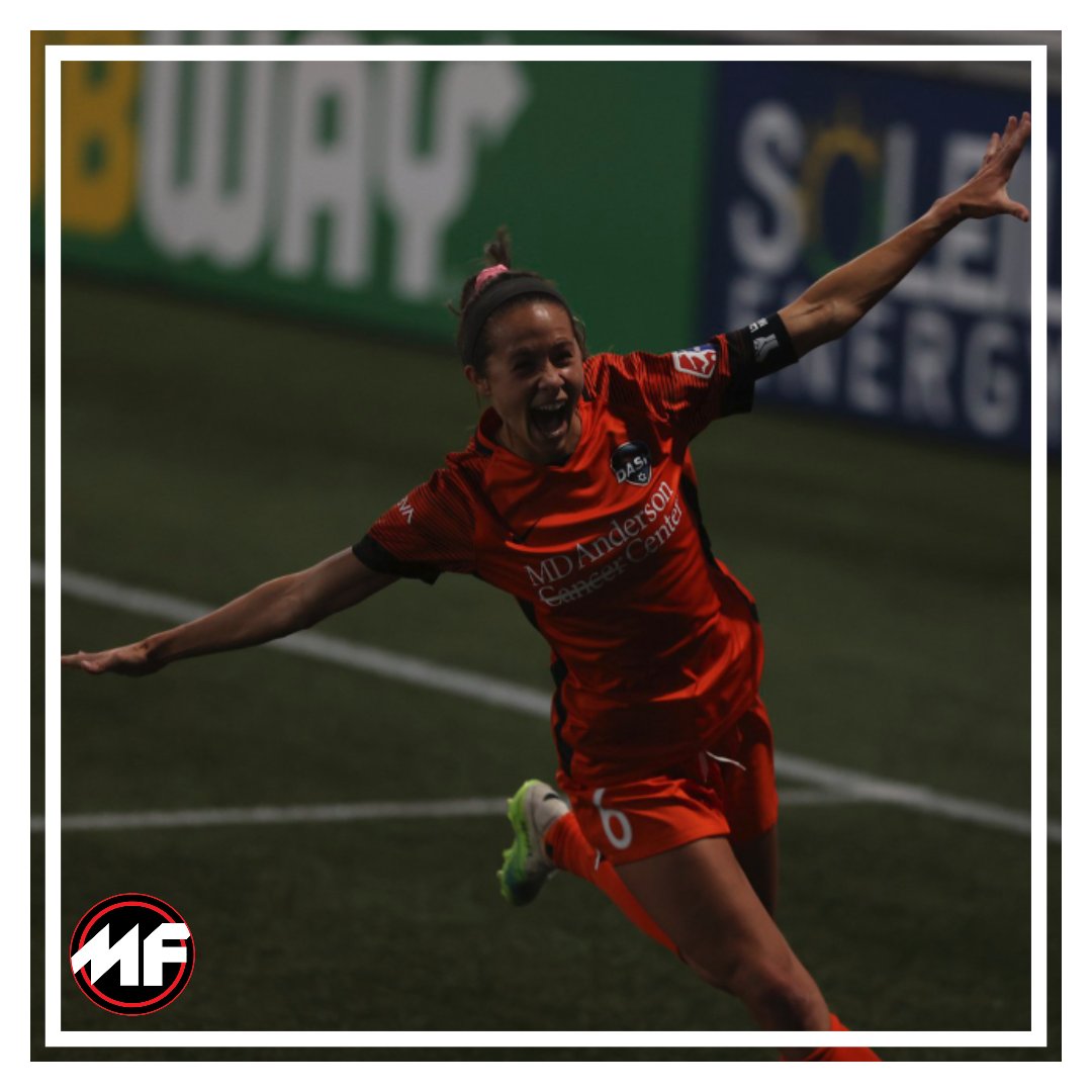 somoslamente's tweet photo. ¡CELEBRANDO 4 DE JULIO CON VICTORIA! 🎆

Con goles de Kristie Mewis y Shea Groom, @HoustonDash gana 2-0 a @OLReign y logra primer triunfo en la NWSL Challenge Cup. 

Goles y más sobre el partido te lo presenta @EOchoa_8➡️ https://t.co/a5Oz8ZAnfn

#DejaloTodo #DashInUtah #DashTFOn https://t.co/1p9VopN0uL