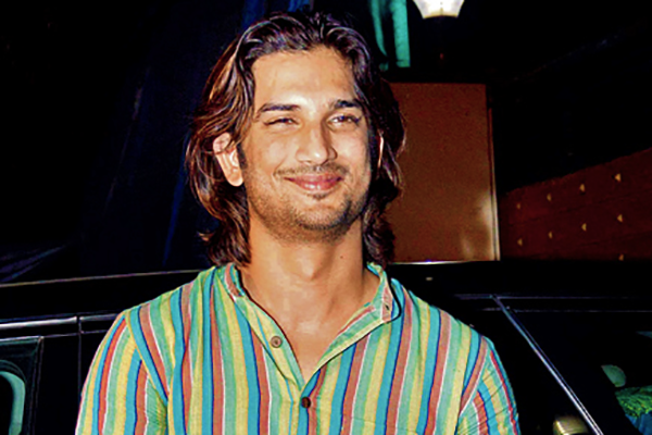 danwesstudios's tweet photo. #SushantSingh and #KunalSingh, both won our hearts through their debut films. Both reached the limelight from their own hard work and not through #Nepotism. Both had long hair atleast once in while for their role.
Both are famous for the Railway station scenes from their films. https://t.co/r837Gi1yNN