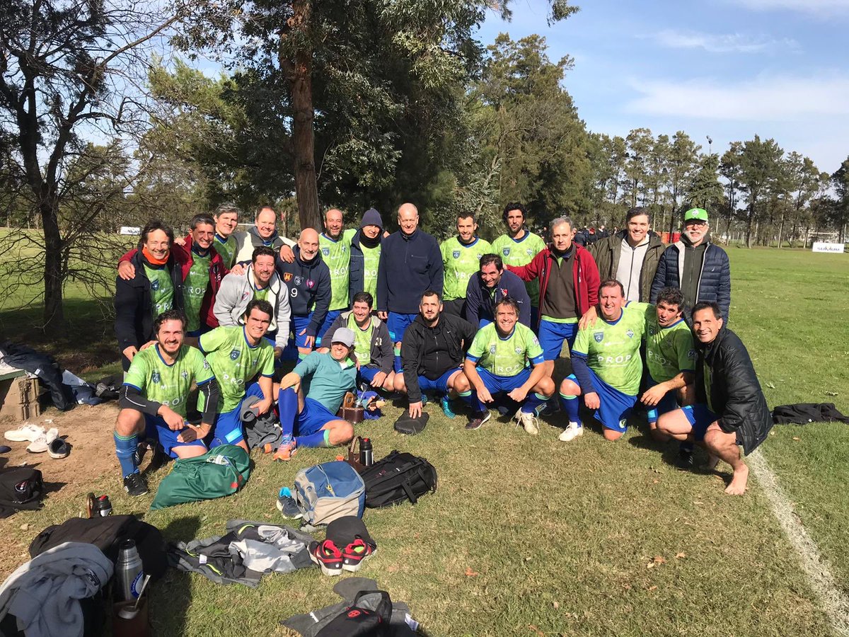 SeattleSpf's tweet photo. Hay equipo! Hay cuadro!! Imparables todos!! Vamos que vamos Seattle Sounders!! @PapifutbolSemi https://t.co/cuup0RdNvu