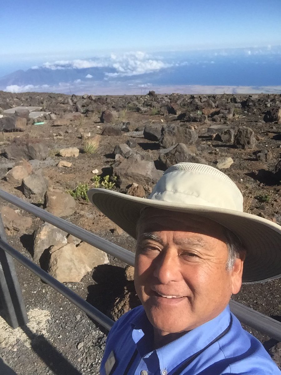 HIPacParks's tweet photo. Hauʻoli lā Hānau &amp; Happy Birthday to our Keith, usually found making people smile at our Haleakalā NP visitor center park stores. Mahalo for all you have done, still do, and will do for Team HPPA! 🎂
#hauolilāhānau #happybirthday #findyourkeith #celebrate #TeamHPPA #birthdayday https://t.co/RGk5LCU6hD