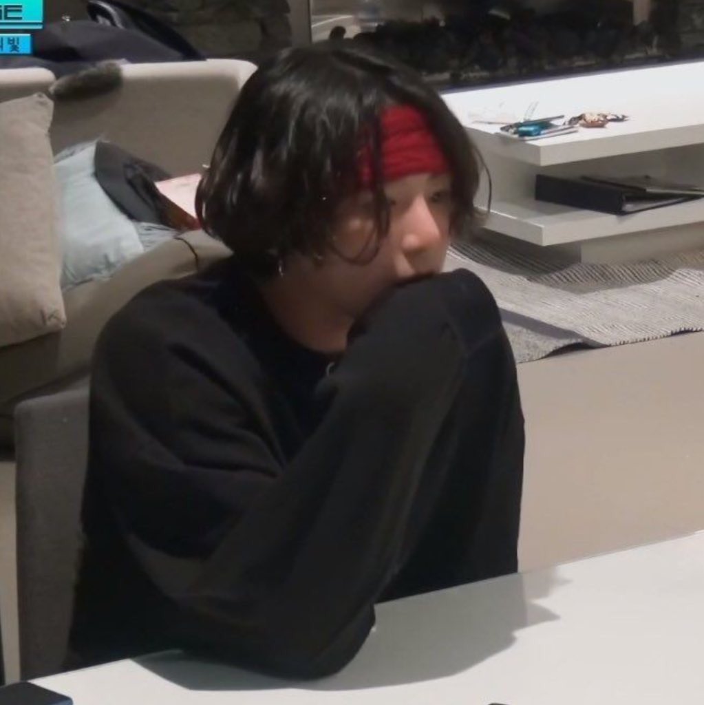 BangPurpleWings tweet picture