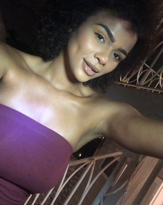 helloooooo, i hope everyone is having a blessed one👋😋 https://t.co/6ySFvvG4j1<a href="/tag/bedhead"class="tags"><span>#bedhead</span></a>