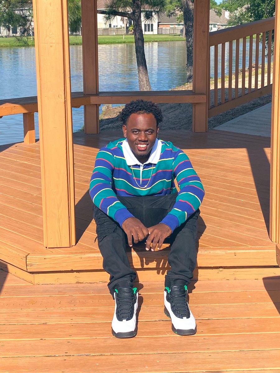 _devonte3's tweet image. Life goes on🚀🌟