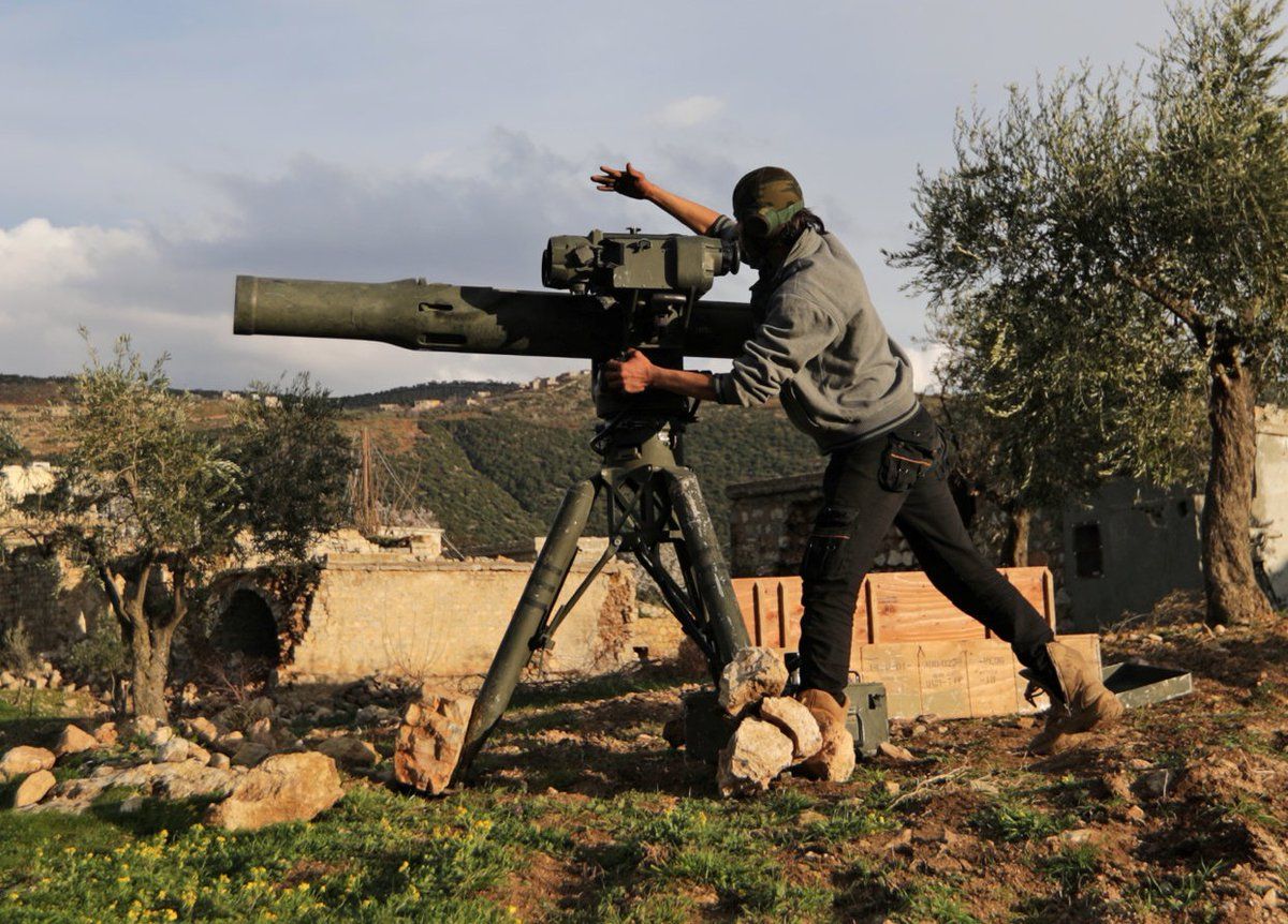 On the left is a TOW set in Syria.On the right is a TOW with a thermal sight.