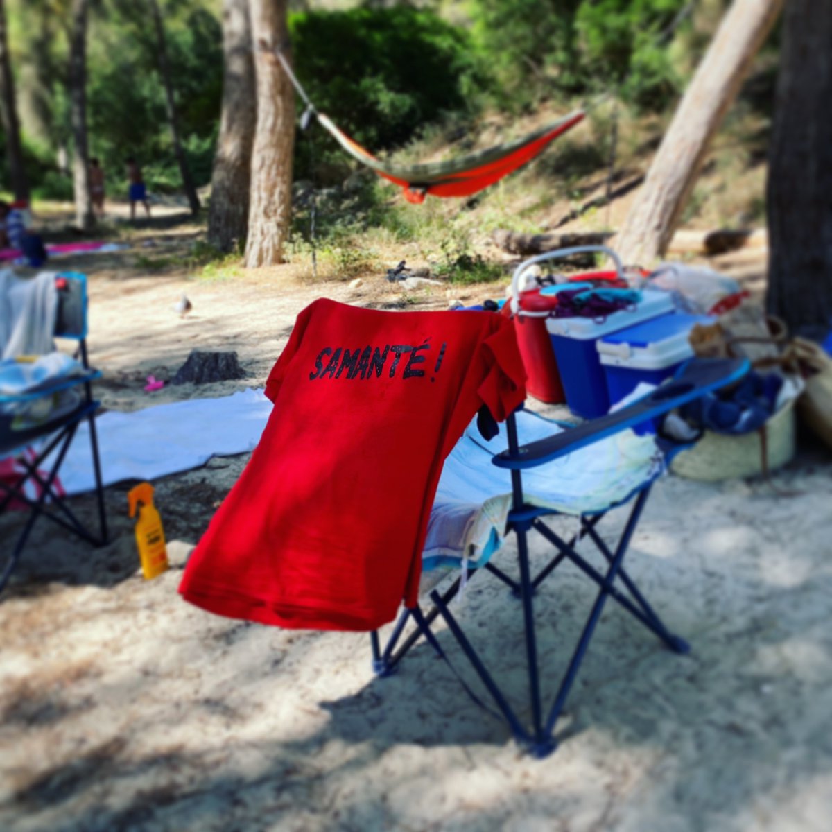 pereandreo's tweet photo. @NaideSabeNada Feliz verano y Samanté hermanos Andreu @Buenafuente  y @Berto_Romero 🙌🏼 https://t.co/zaQiujBY3E