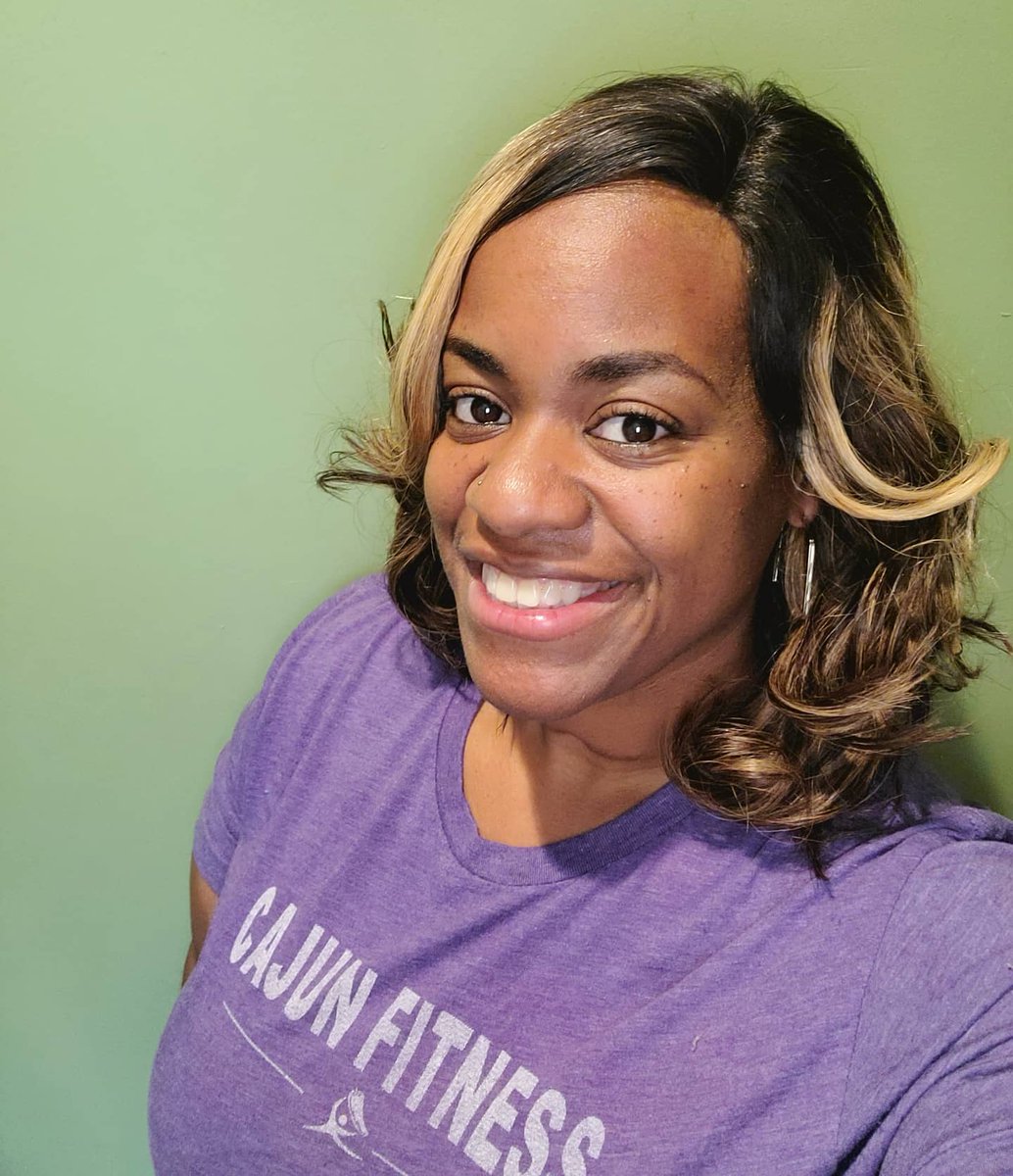 mzsaintsational's tweet photo. Lashes came off..but still cute! (never been one for extras) π₯°
WHY "fit in" when you were born to stand out? π€
Skin glowing, curls popping, edges growing, still have ALL my teeth & still down 100 lbs (40 isn't so bad) π€·πΎββοΈ #MSFFUSALA20 #MSFFUSALA #MSFFUSA #JourneyToTheCrown πΈπΎ https://t.co/PbhgqdlUyQ