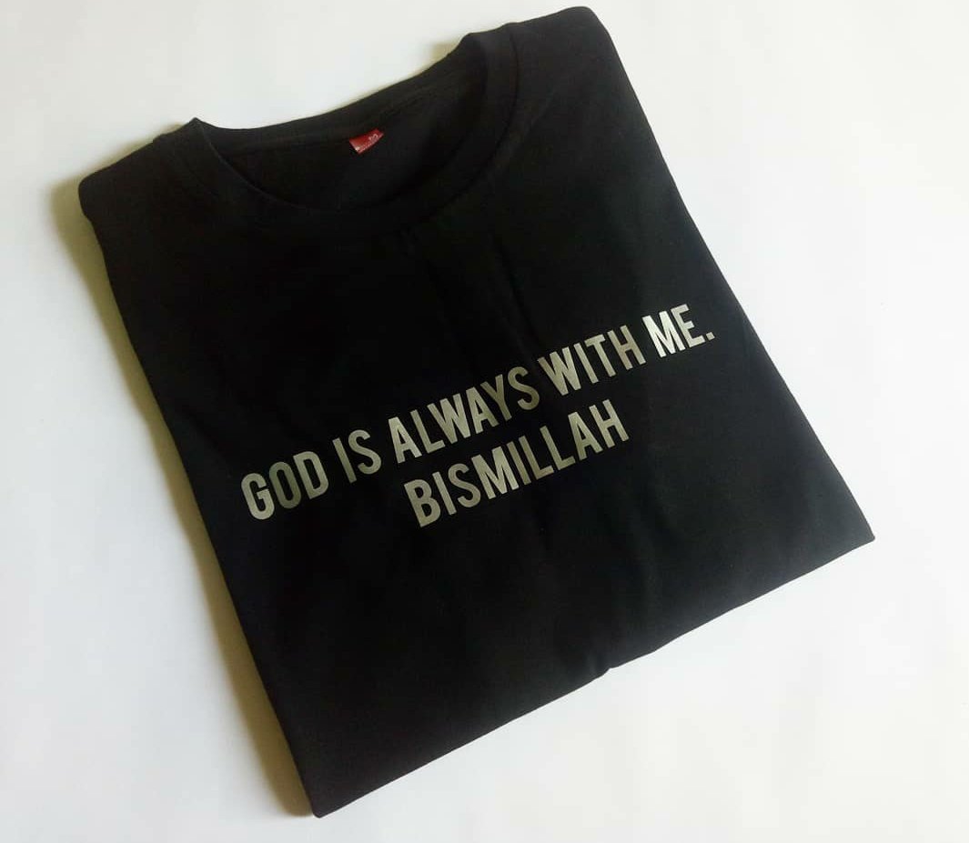 ario33clothing's tweet photo. Niatan lengkah ku bismillah, mun hirup di bareungan jeung ibadah insya Alloh bakal endah tur barokah !! ;)) #siyap https://t.co/DBbIDGdI0G