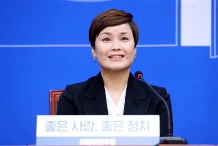 文濟成 Moon Jeseong tweet media