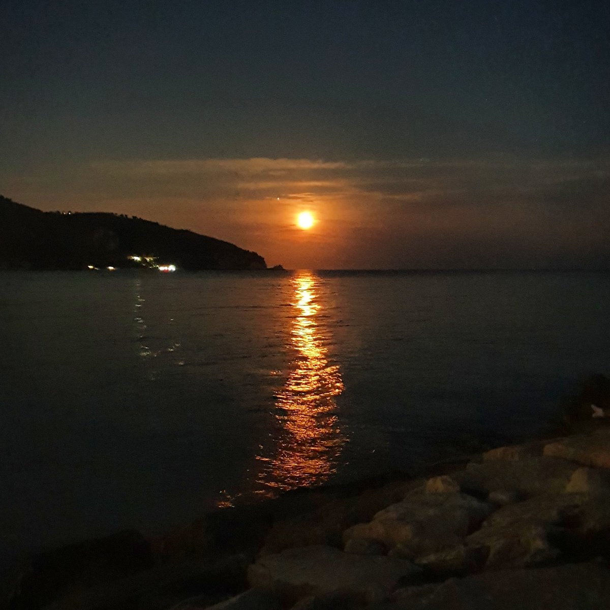 SperlongaP's tweet photo. #sperlonga #sperlongapescaturismo #sperlongaescursioni #mariaconsiglia #LunaBella #5luglio2020 #noleggio #escursioni https://t.co/4npoBbQPTK