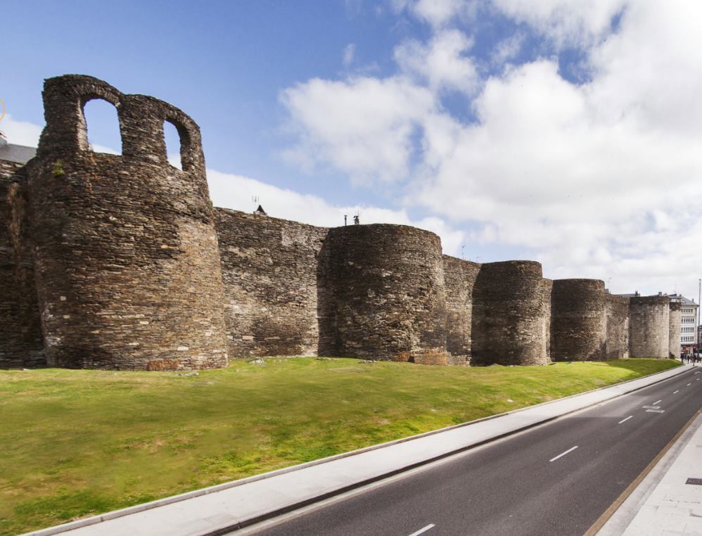 LUGOFor Lugo, they've focused on the Roman Wall that protects the old town of the city, it's the only one in the the world that is complete and was therefore declared a World Heritage Site by Unesco in 2000.