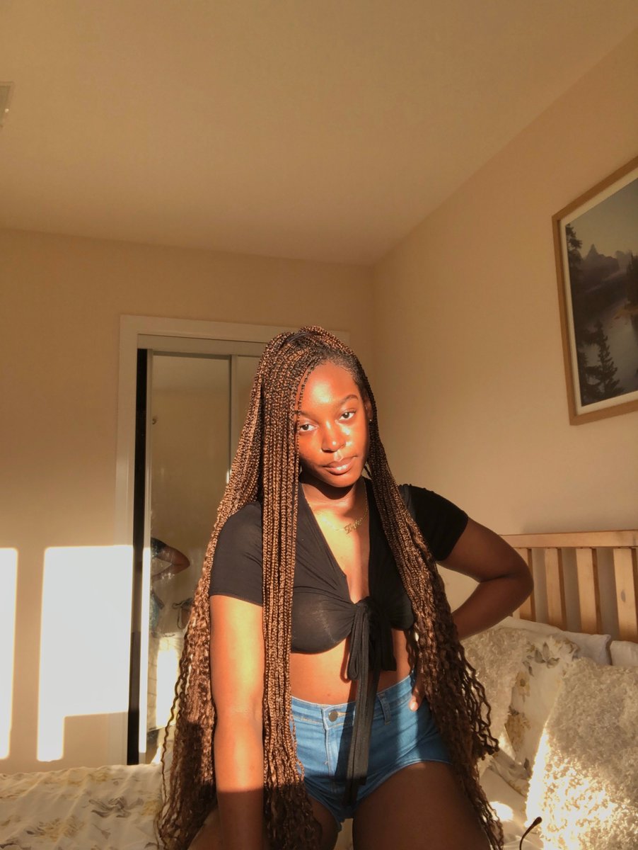 ___TEEE____'s tweet photo. 🧡🐥 https://t.co/6lV32Vsn88