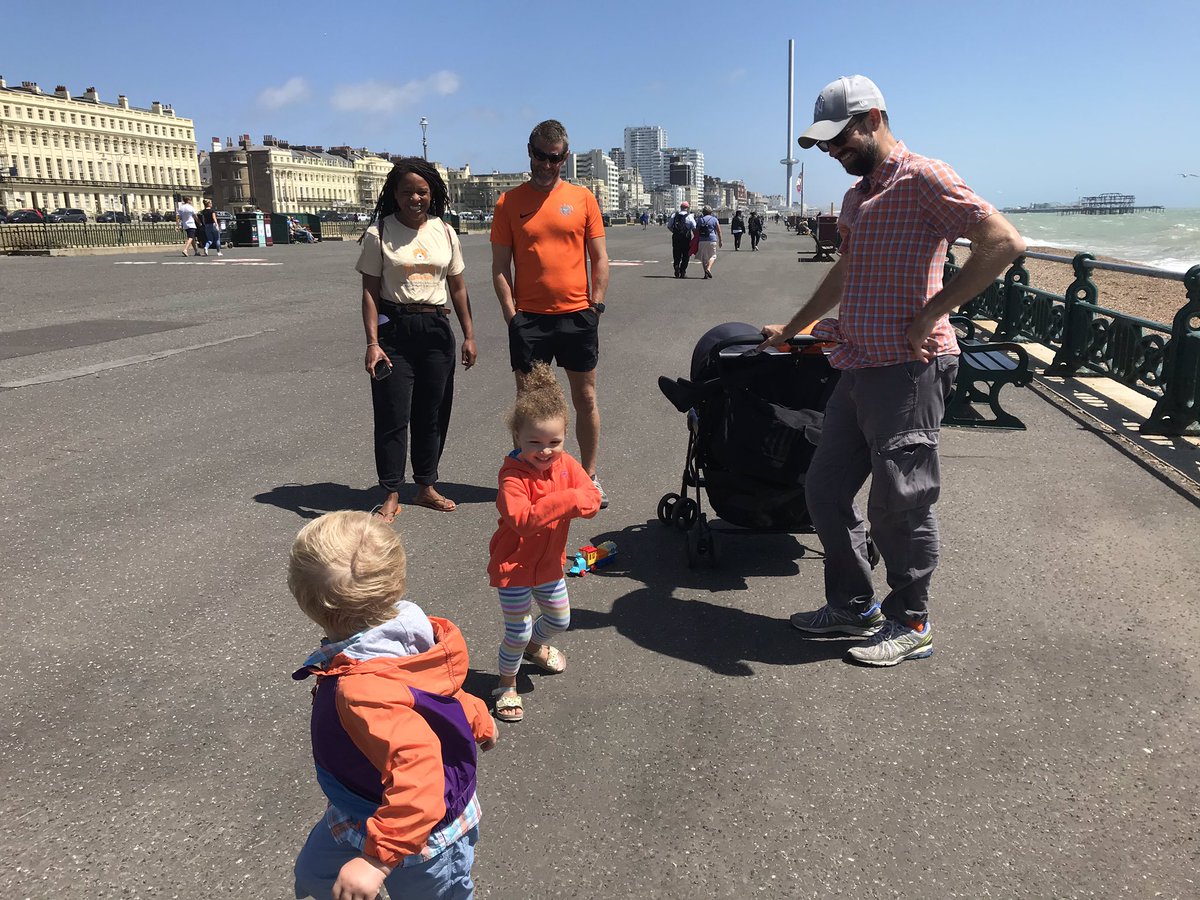 SHKehoe's tweet photo. Team Brighton! #WalkforKit https://t.co/sSna0kjc5H