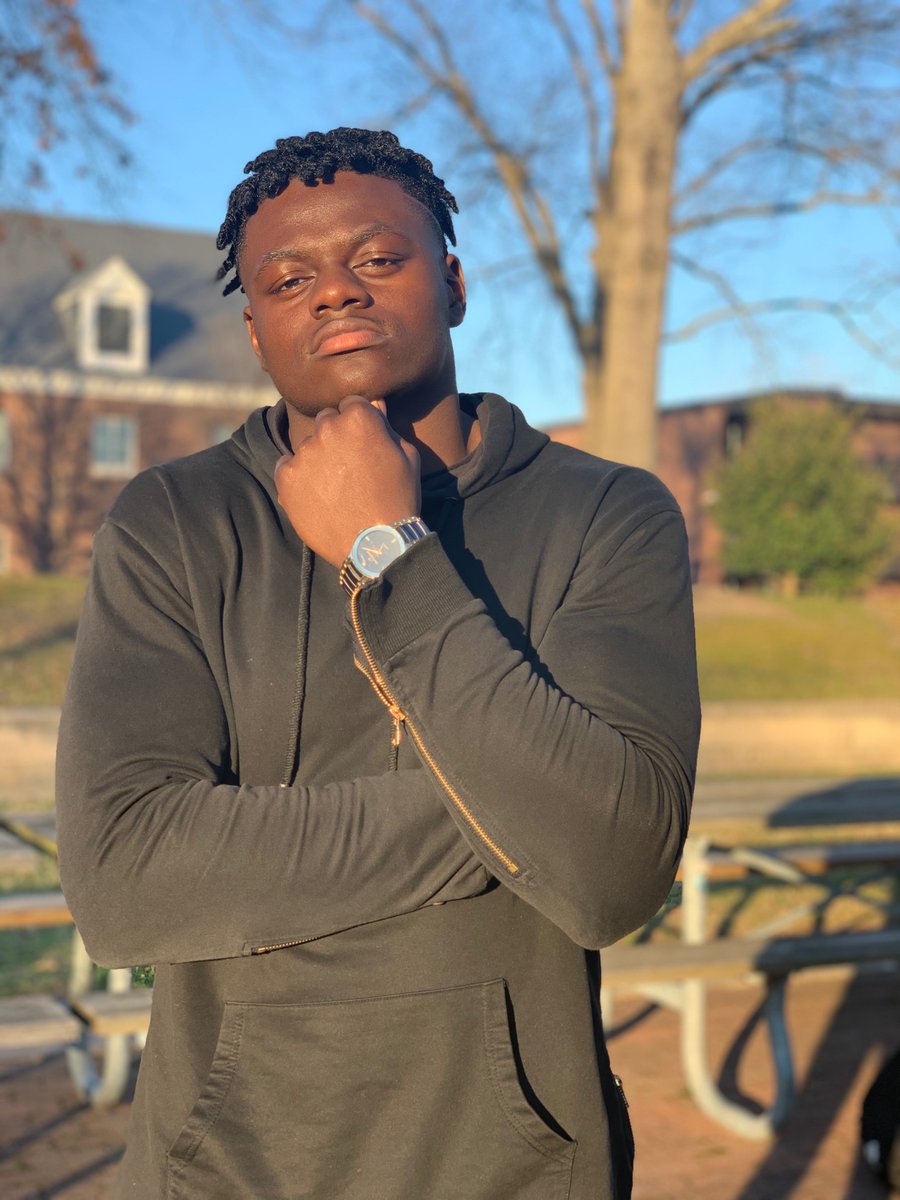 Gifted_Josh's tweet photo. I can only thank God for allowing me to be alive for two decades🙌🏿 https://t.co/C3u4GWbR1l
