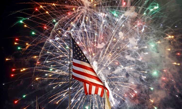sicherheitsol's tweet photo. Hope everyone had a Happy &amp; Safe July 4th 🇺🇸. Best wishes from SafeQ Services 🎉               #July4th2020 #IndependenceDay  #independenceday2020 https://t.co/ycn196rGx2