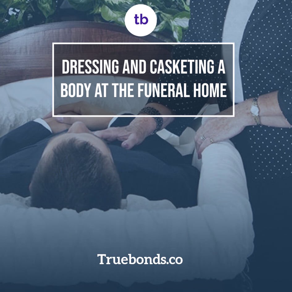 bonds_true's tweet photo. The steps taken by a funeral home to prepare the deceased include many more processes.
Learn more in the article below!👇🏻

https://t.co/tAwif5ztA4
➡️Click the Link in Bio🔝
.
.
#truebonds #funeralservice #funeralplanning #onlinearrangement #funeraldressing #casketing https://t.co/itqvJAhdGx