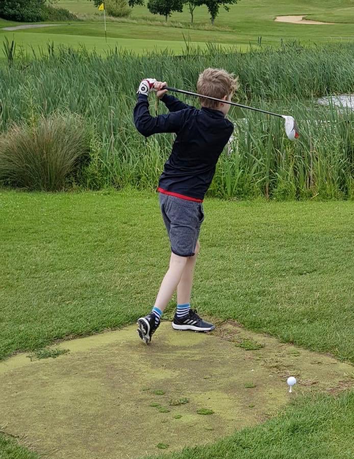 OverstoneJunio1's tweet photo. Great to see so many juniors playing out on the course today. Some excellent golf played and some good scores submitted @GolfRootsHQ @EnglandGolf #getintogolf #juniorgolf #getgolfing https://t.co/YGcXS0nJ4j
