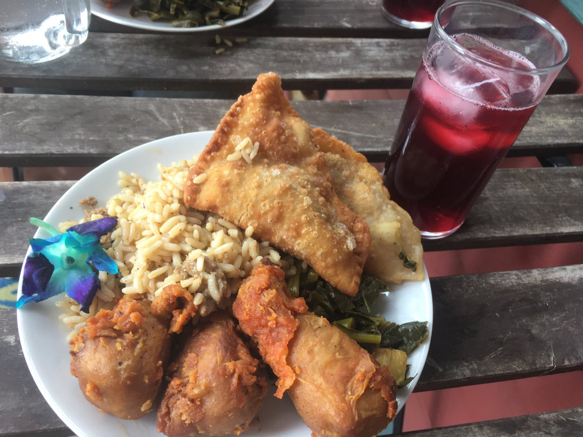 Jamiejhagen's tweet photo. A couple weeks ago @magmidd and I ate the heck out of this vegan fried chicken from the Afro Indigenous Vegan. If you’re anywhere near Providence and what to support a fab black owned vegan business, check her out here (FYI:You have to preorder): #AIVegan https://t.co/XgvgCUR2O5 https://t.co/o1wJG8oR8H