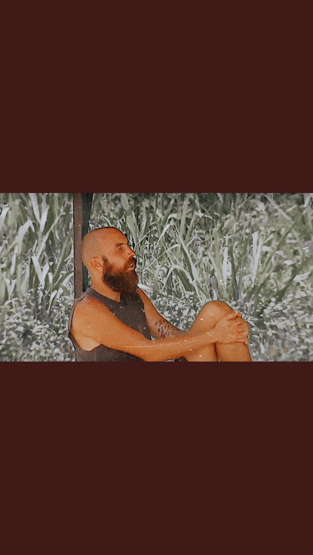 Defnis19's tweet photo. Sincap uğraştırma bizi yeter da bi git artık🐿 #survivor2020 https://t.co/jW7ms83Xj2
