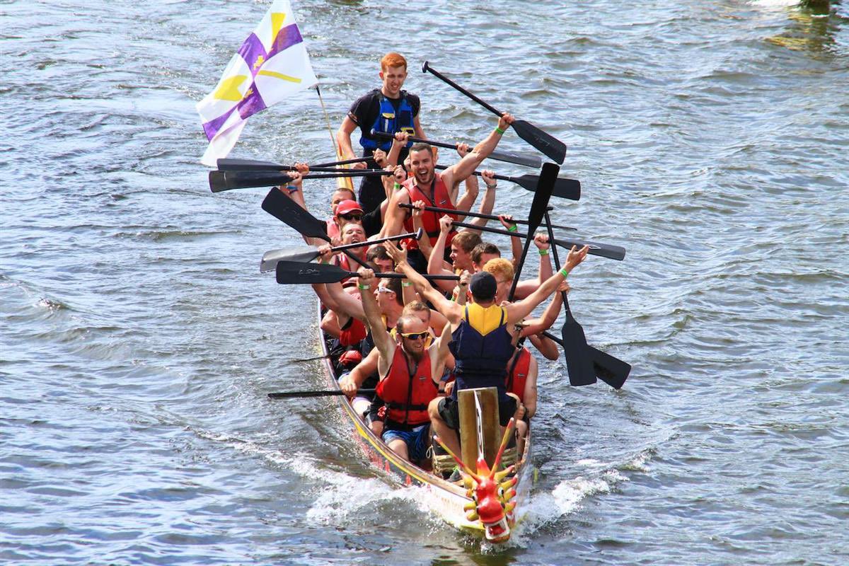 YSHospCharity's tweet photo. Cannot believe how amazing everyone is being with the @RotaryClubYork #VirtualDragon boat race. You’ve raised an amazing £6,000 so far and are not even half way down the #RiverOuse . Could you be creative and do your own row? Visit https://t.co/9gjGJZTW4c https://t.co/qEiG093ZDV