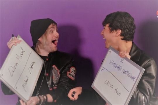 A thread of the boys "hating" Michael because apparently they& #39;re not best friends