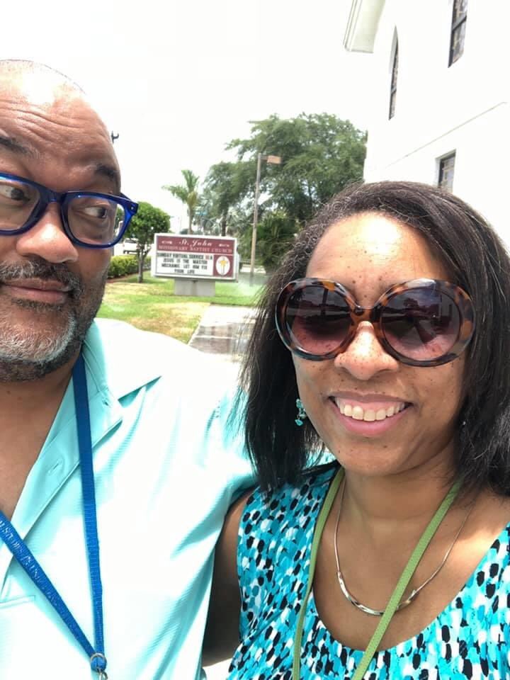 Jammin_w_Judith's tweet photo. Stopped by 
https://t.co/ko6TE0ZkYu
@YourStJohn , @JovanTDavis , Pastor.
💕 We miss worshiping in person, 😢 but praise 🙌🏽 God we can worship virtually every week via FB &amp; YouTube🙏🏽👍🏽😊 #yourstjohn #stjohnproud @Jammin_w_Judith @StevenDKendall @MethAtHome https://t.co/KCCrFg0fAO