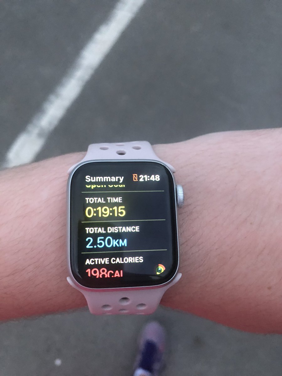 chloeematt's tweet photo. So since being diagnosed with severe asthma in October, I’ve been in and out of hospital respiratory units, resus and everywhere in between at least once a month. Today I ran for the first time and felt completely fine. I broke down at the end... crying because it was big for me https://t.co/cPz3fYpnzb