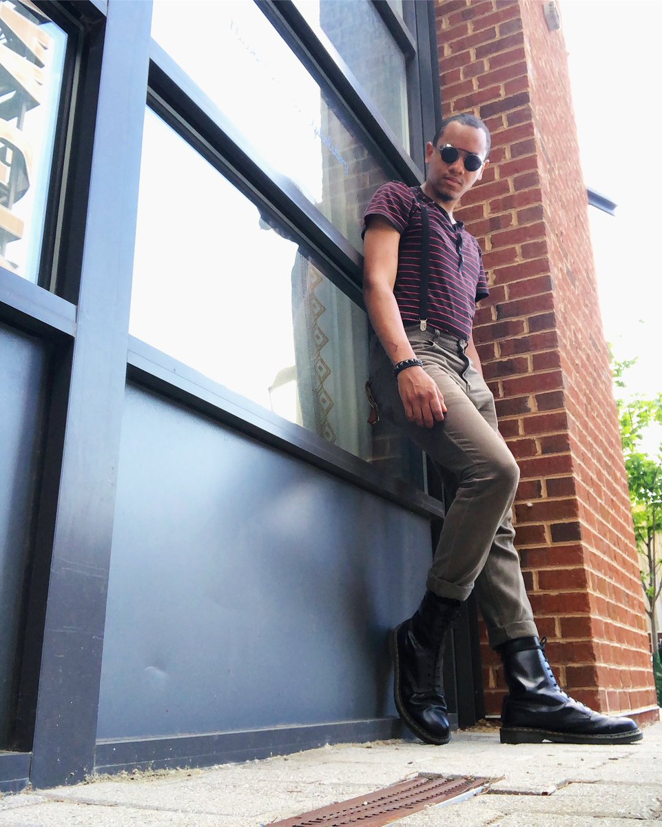 JoelBernola's tweet photo. Hanging around as usual. #chillin #mixinitup #likemylook #mensfashion #punkfashion #punksandskins #rudeboy #blackskinhead #oipunk #thetamen #afrogoth https://t.co/pJOzTVpoz6