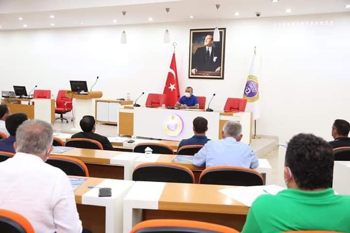 52_haber's tweet photo. Vali Tuncay Sonel, Ordu Valiliği görevine başlaması münasebetiyle kendisine hayırlı olsun ve başarı dileklerini iletmek üzere ziyarette bulunan muhtarları kabul ederek, hem tanıştı, hem de söyleşide bulundu. https://t.co/jEBj8lHDC7
