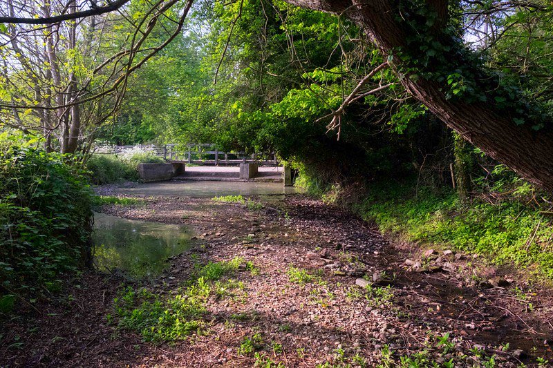 So @thameswater spend £2.8 million just to get ride of one CEO and £12.6 million to hire another, paid over three years. Total cost £15.4 million. Now how many chalk streams could you save with that I wonder?